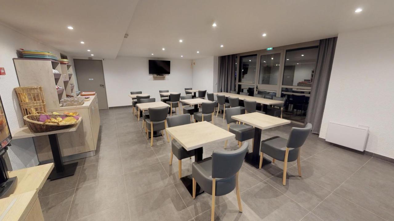 Hotel Du Stade Ex Kyriad Direct Lille Est Stade Pierre Mauroy Villeneuve-d'Ascq Eksteriør bilde